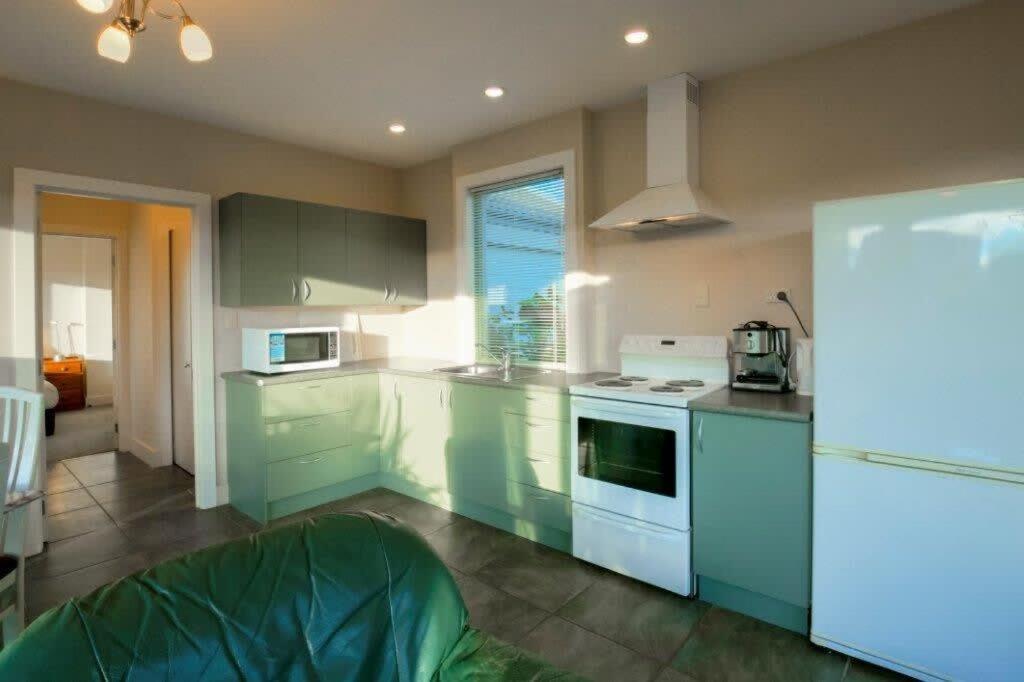 Cosy On Kingston Apartamento Albert Town Exterior foto